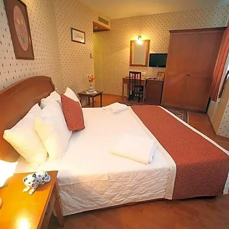 Отель Erguvan 4*
